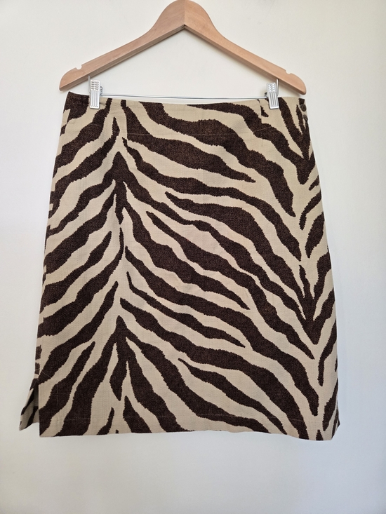 Liz Claiborne Dresses & Skirts - Liz Claiborne Zebra-Print Pencil Skirt in Brown and Cream